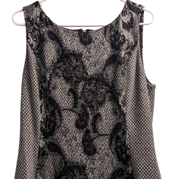 Betsey Johnson Black & White Floral Abstract Dress 12 - Picture 2 of 3